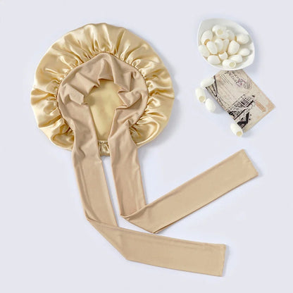 BONNET EN SATIN